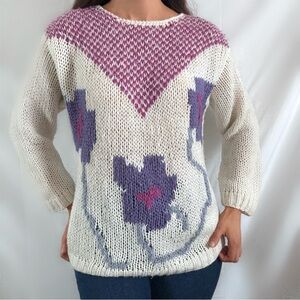 Vintage 80s Jordache knit sweater purple flower cream long sleeve small